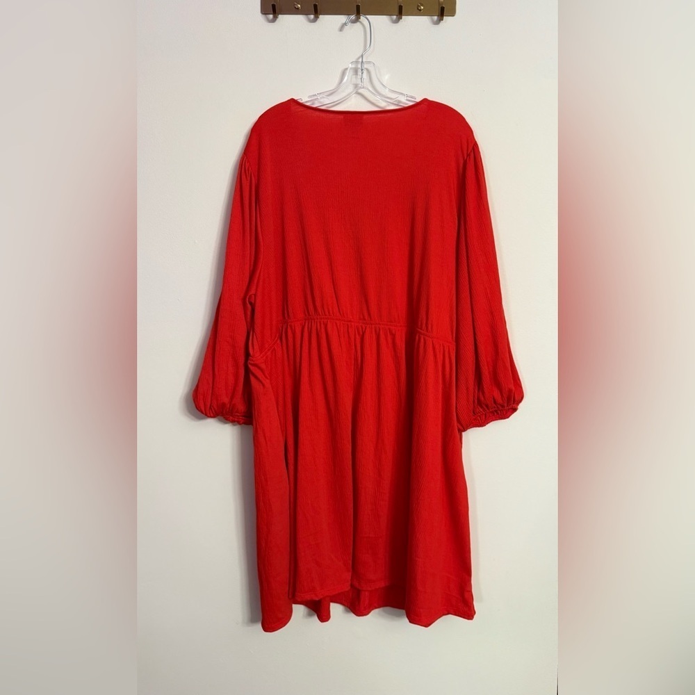 Ava & Viv Classic Red V-Neck Dress 3X - Picture 4 of 4
